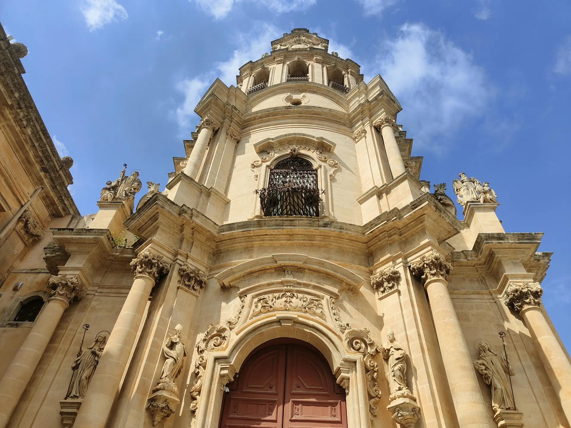 Dettaglio della facciata del Duomo di San Giorgio