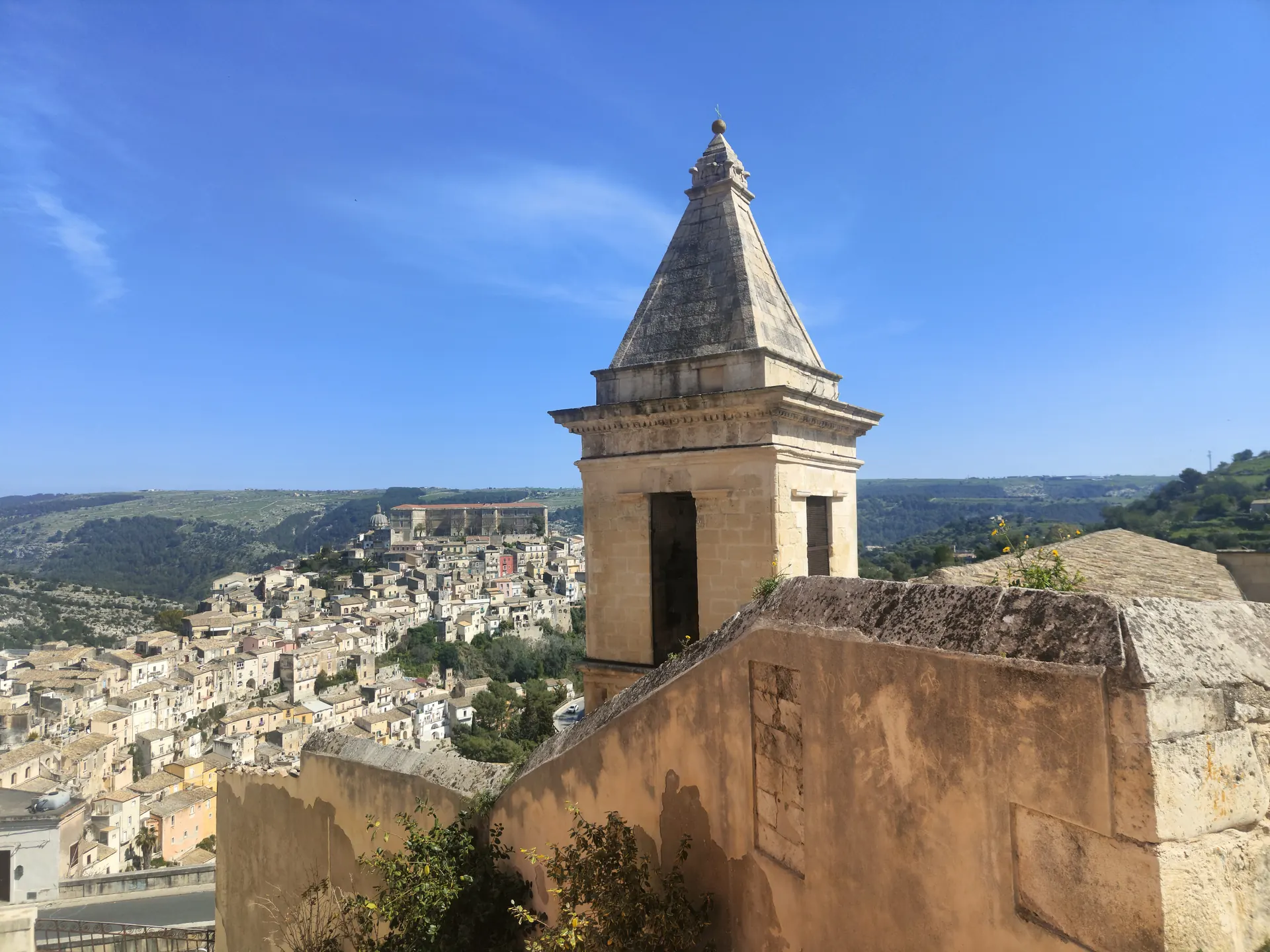 Panorama di Ragusa Ibla dalla città alta