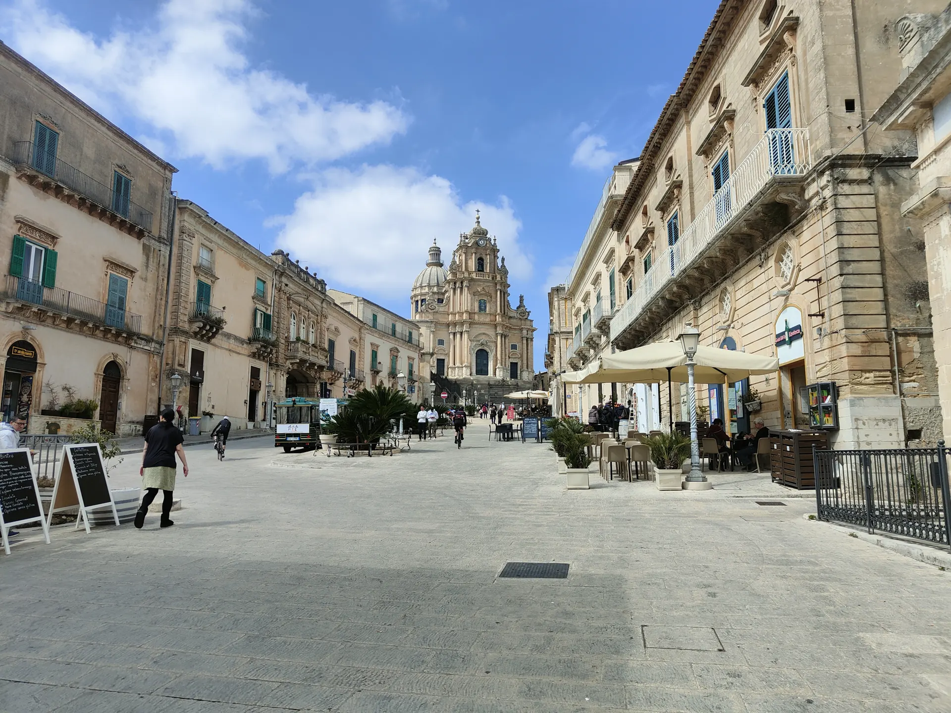 Piazza Duomo a Ragusa Ibla